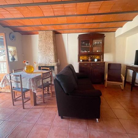 Casa Del Bueno Apartment Peralta de la Sal Luaran gambar